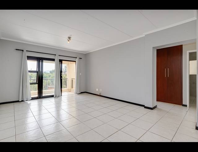 2 BEDROOM HOUSE FOR SALE IN SUNNINGHILL